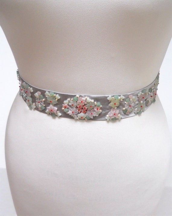 Bridal belt, Gemstone bridal belt sash, Wedding belt sash with pearl and gemstone, Silver bridal belt sash, Beaded bridal belt