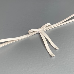 Bow belt 3/8&quot; wide, Super Skinny silk satin sash with center bow, Wedding belt fitted with hidden clasp, Duchess satin bow belt with tails