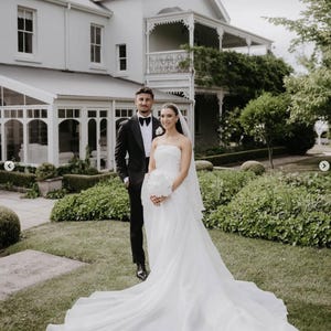 Velo di seta, Velo da sposa squisito in organza di seta al 100%, Velo da sposa Couture con fard, Velo lungo a cascata da cattedrale immagine 15