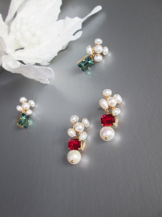 Fine Pearl and siam crystal drop earrings, Red earrings, Vintage style chandelier earrings, Cultured freshwater pearl siam Dangling drops