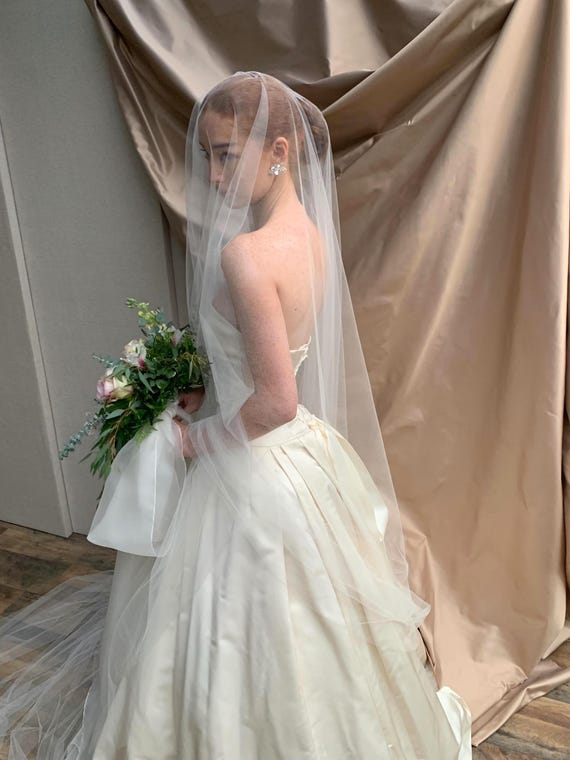 Silk veil, Bridal drop veil in silk tulle, Exquisite 100% Silk veil with floor length blusher, Couture Bridal veil sheer and delicate, Long