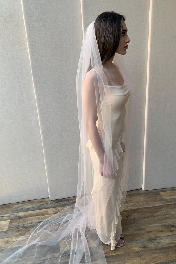 Classic veil, Bridal veil traditional style in pink, Single tier long veil