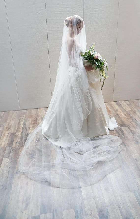 Silk veil, Bridal drop veil in silk tulle, Exquisite 100% Silk veil with floor length blusher, Couture Bridal veil sheer and delicate, Long