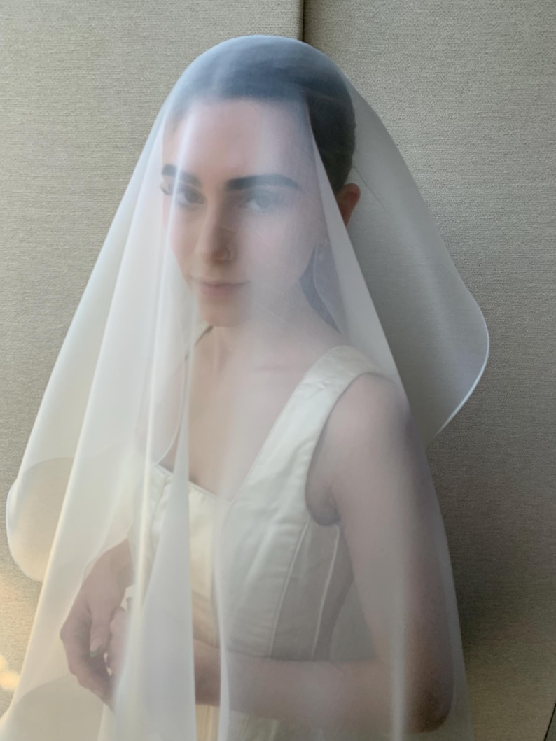 Velo di seta, Velo da sposa squisito in organza di seta al 100%, Velo da sposa Couture con fard, Velo lungo a cascata da cattedrale immagine 19
