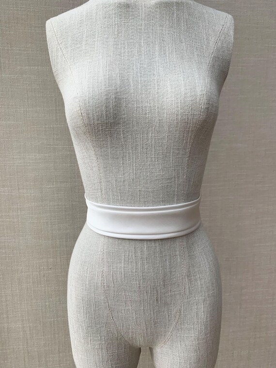 Cummerbund style Hidden clasp closure Bridal belt sash, Silk satin 2 inch wide pleated belt, Couture pleated bridal belt, Fitted bridal belt