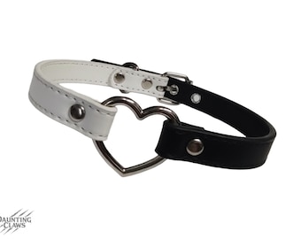 Void & Veil hartring halsband - zwart-wit veganistisch leren hart O-ring choker