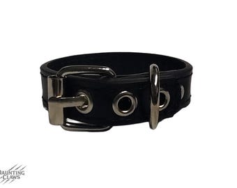 Midnight Static cuff - zwarte verstelbare manchetarmband van imitatieleer, blanco