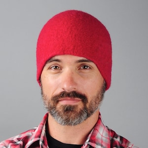 Merino Wool Felt Hat: Unisex Winter Beanie Red