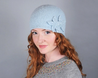 Women's Wool Felt Winter Hat // Merino Wool // Double Flower Cloche // 1920's style // Several colors // Gifts for Her // Beanie // Tuque