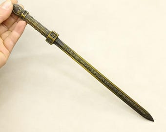 Hand-Cast Brass Sword with Ancient Chinese Calligraphy – Vintage Decorative Blade