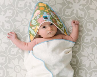 Bamboo Hooded Towel, Baby Hooded Towel, Gender Neutral Baby Towel, Soft Baby Wrap, Hooded Baby Wrap, Novelty Towel, Baby Shower Gift