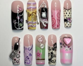 Y2K Nostalgia Press on Nails | Retro MP3 & Flip Phone Fake Nails | Pink Heart Music Note Nail Art | Kawaii 2000s Aesthetic Reusable Gift Set