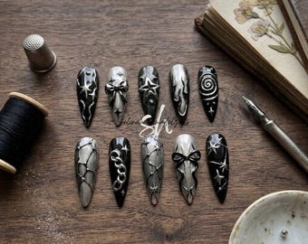 Black Silver Gothic Press On Nails, Chrome Star Moon Bow Chain Stiletto Fake Nails, Dark Y2K Punk Nail Set Gift Nail Art