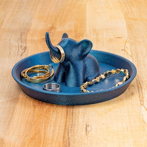 Elegant Elephant Ring Holder, Decorative Jewelry Dish, Trinket Dish, Ring Organizer Tray, Gift for Engagement Wedding Women Mom Wife Girls