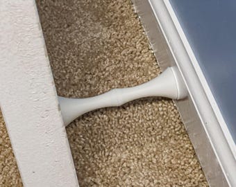Soporte magnético para puerta moderno, diseño minimalista, instalación adhesiva y sin herramientas, potentes imanes de neodimio, accesorio moderno para el hogar.