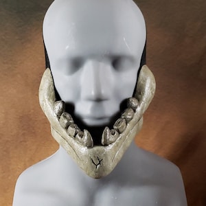 Cryptid Jaw / Death Mask  / Skull / Skeleton / Animal Jaw / Resin Half Mask