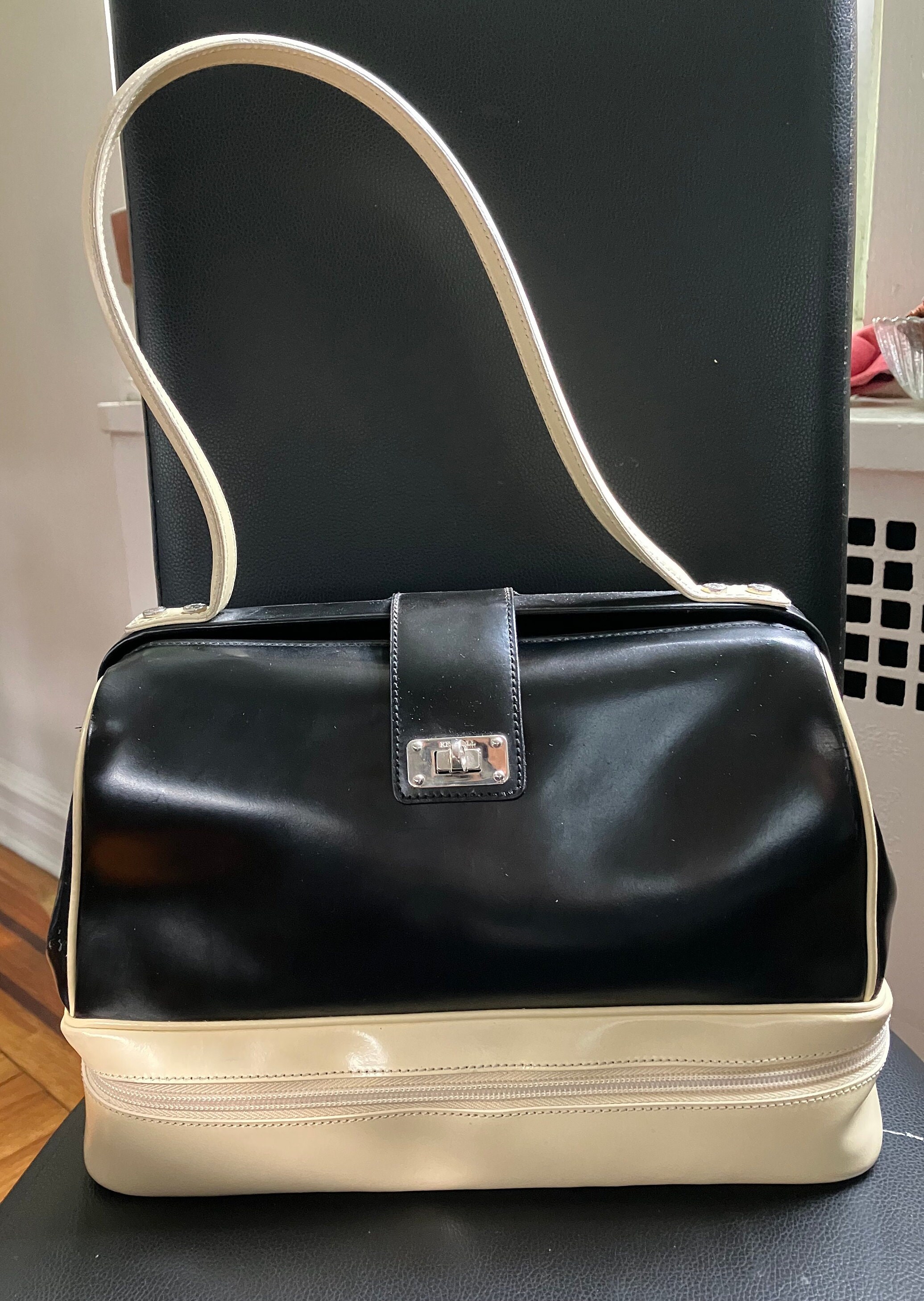 Prada Pebbled Leather Med/Large Tote Doctor's Bag Handbag Pre-loved