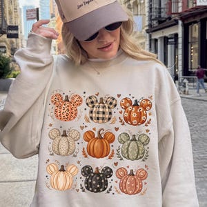 Preppy Mickey Minnie Mouse Pumpkin Halloween Sweatshirt Pumpkin Patch Trendy  Tee Boho Floral Fall Tis The Season Autumn Hoodie