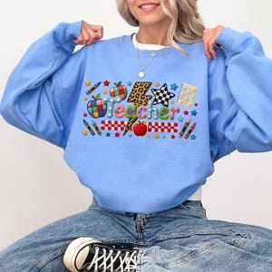 Sudadera de ganchillo con hilo sintético para profesor, sudadera con capucha sublimada para profesor, sudadera de agradecimiento al profesor, sudadera de vuelta al cole, vida de profesor imagen 5