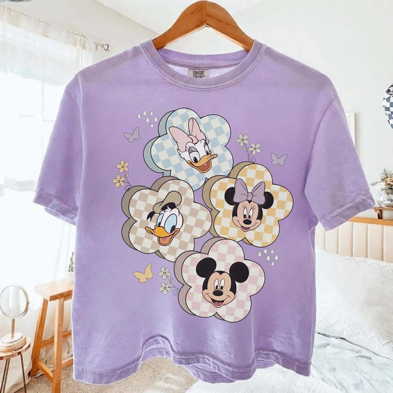 Comfort Colors® Retro Spring Mouse Friends Shirt, Vintage Disney Shirt, Mickey Mouse Shirt, Mickey Minnie Donald Daisy Tee, Disneyland Shirt bild 1