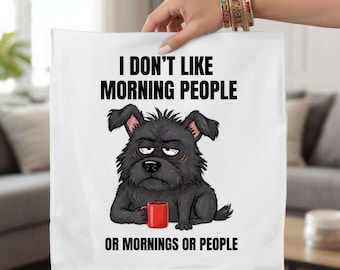 Taza con cita sarcástica divertida, No me gustan las personas mañaneras, Perro divertido con café PNG, Amante de los perros sarcástico PNG, Gráfico PNG de humor de mascota gruñona