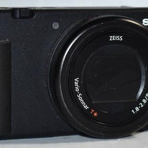 Sony Zv-1 20.1-Megapixel Digital Camera For Content Creators And Vloggers Aak