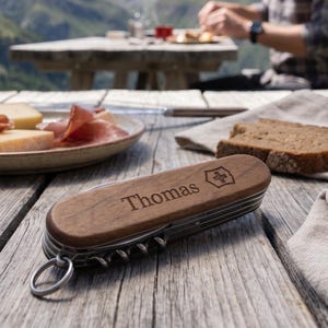 Coltello tascabile Victorinox personalizzato con incisione, coltello da legno spartano personalizzato, regalo per attività all'aperto