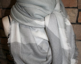 Dekensjaal geruit grijs geruite tartan omslagdoek Zara sjaals Zara-stijl geruite blogger Fav-Accessoires