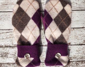 Mitones de lana reciclada Mitones de lana hechos a mano Forro polar hecho de suéteres reciclados Lana - Morado y tostado Accesorios de rombos Regalo
