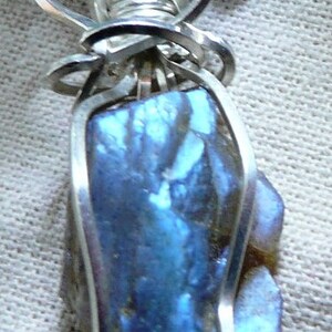 Flashing Blue Labradorite image 2