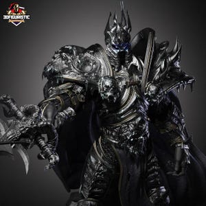 Könnte beinhalten: Detaillierte Figur einer Fantasy-Figur in dunkler Rüstung, die eine Waffe hält. Die Figur hat einen Helm mit Krone und leuchtend blauen Augen. Die Rüstung ist aufwendig mit Schädeldetails und einem schwarzen Umhang gestaltet.