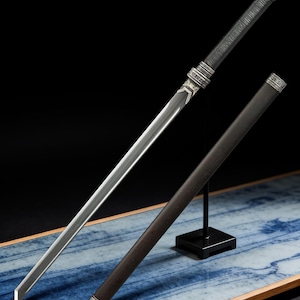Handgeschmiedetes Katana aus Manganstahl | Aufsteller & Cosplay