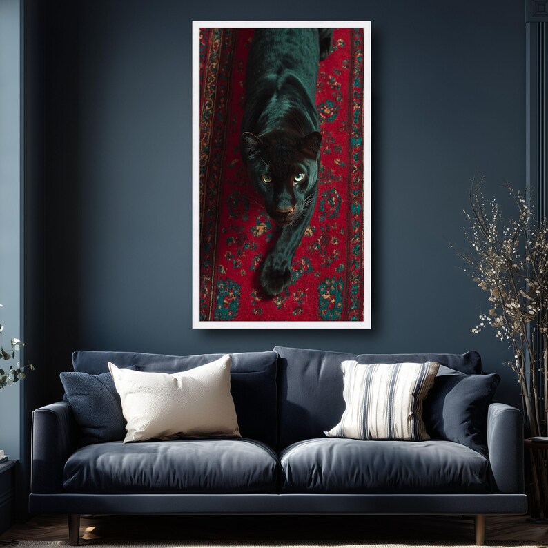 Tela com majestosa pantera negra sobre tapete vermelho ornamentado, arte de parede com animais selvagens, decoração exótica da natureza, tela impressionante com animais selvagens, arte para decoração de casa. imagem 5