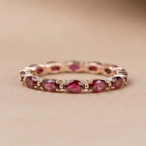 Marquise Cut Rubin Evighetsring, Vintage Roséguld Art Deco Brudring