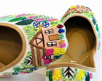 Hand Embroidered Punjabi Jutti, Embellished Indian Khussa Bridal Flats, Off White Bellies, Wedding flat