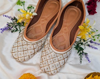 White Handmade Beaded Leather Jutti, Khussa Shoes, Bridal Mojaris, Indian Pakistani Ethnic Flats