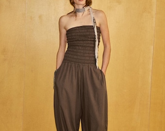 Jumpsuit med bara axlar och volanger | Lyocell i bohemisk stil med smock i midjan