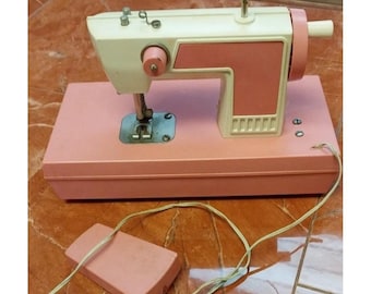 Vtg Pink Toy Sewing Machine Made in Japan Battery Operated w/ Pedal - Untested