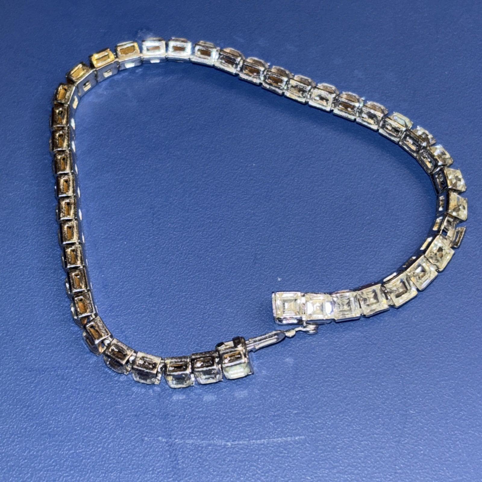 Gorgeous chain with beautiful stones in excellent condition, never worn. Dainty Stone Necklace, Tiny Stone Pendant, Multi Raw Crystal  main image 3