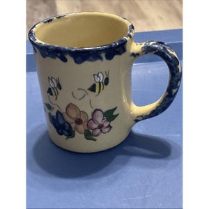 Handgjord alpin keramikmugg med bi, Roseville, Ohio 1999 Studio Art stengods