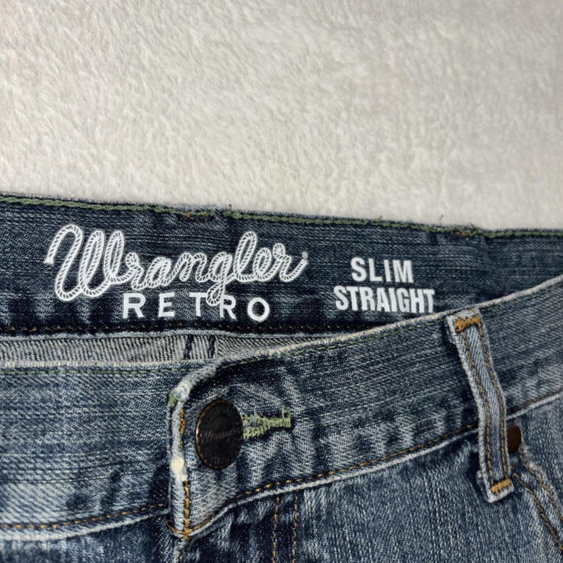 Wrangler Retro Slim Straight Blue Denim Jeans 5-Pocket Medium Wash Men 36x30 imagem 5