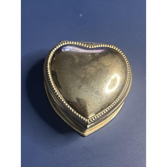 Vintage Silver Tone Heart Jewelry / Trinket Box