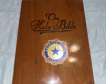 Vintage Memorial Bible Cedar Wood Case American Legion Auxiliary Protestant