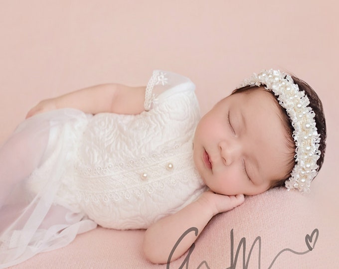 Baptism White Headband, Newborn Pearl Headband, Baby White headband, Baby Vintage headband