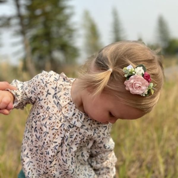 Floral Hair clips, Wedding hair clips, Flower girl hair clips, Little Girl hair clips, Blush hair clips