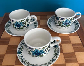 Midwinter "Spanish Garden" teacups and saucers set of three with jug