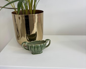 Wade ceramic green miniature mantelpiece vase shaped trinket dish. 1960's