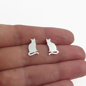 Katzen Ohrringe, Katzen Ohrstecker, Silber Ohrstecker, Katzen Schmuck, Sterling Silber Katzen Ohrringe, Kätzchen Schmuck,Tier Schmuck,KatzenLiebhaber Geschenk