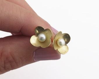 14k Gold Pearl Earrings, Solid Gold Studs, Flower Stud Earrings for Women