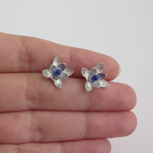 Flower Earrings, Flower Studs, Silver Stud Earrings, Silver Flower Earrings, Sterling Silver Stud, Blue Lapis Earrings,Unique Flower Jewelry